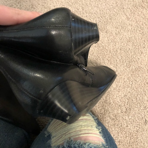 Calvin Klein wedge boots - Picture 3 of 5